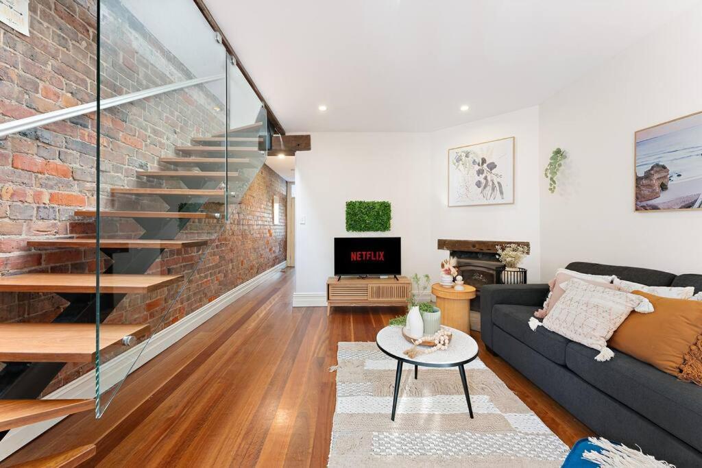 Holiday home Incredible 3br Neardarlingharbor Sydney